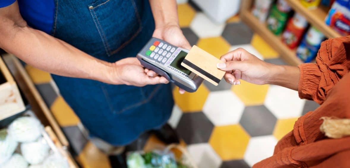 Dual pricing in credit card